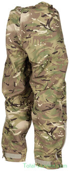 Pantalon de pluie de l&#039;arm&eacute;e britannique &quot;Combat&quot;, MTP Multicam