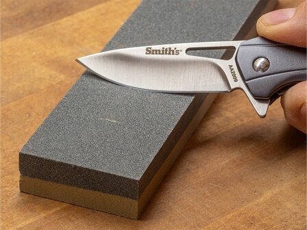 Smith&#039;s Synthetic sharpening stone duo 100/240 Grit