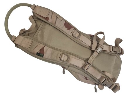 Syst&egrave;me d&#039;hydratation CAMELBAK Ambush 3L incl. vessie, DCU desert camo