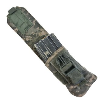 H-Gear M-4 triple magazine pouch Flex, MOLLE II, UCP camo