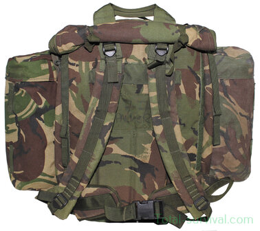 British backpack 65L "PLCE Radio" with side pockets, DPM camo