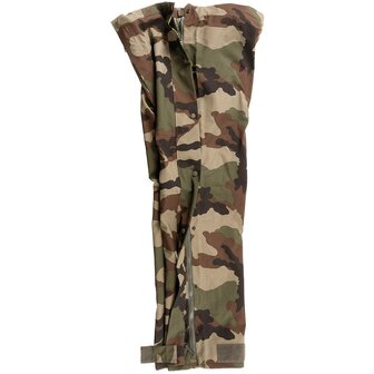 Franse leger regenbroek met broekdragers, Gore-tex, CCE camo