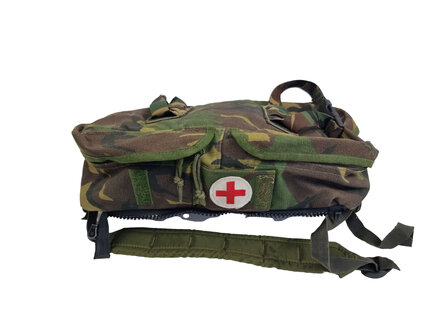 Medizinische Seitentasche der niederl&auml;ndischen Armee 15L modular mit F&auml;chern, Version 1, Woodland DPM