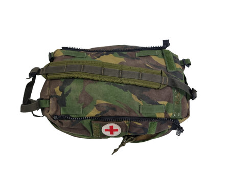 Medizinische Seitentasche der niederl&auml;ndischen Armee 15L modular mit F&auml;chern, Version 1, Woodland DPM