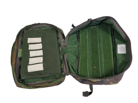 Medizinische Seitentasche der niederl&auml;ndischen Armee 15L modular mit F&auml;chern, Version 1, Woodland DPM