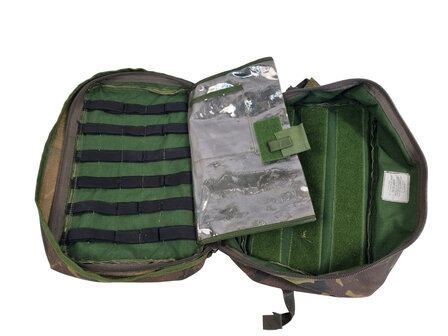 Medizinische Seitentasche der niederl&auml;ndischen Armee 15L modular mit F&auml;chern, Version 1, Woodland DPM
