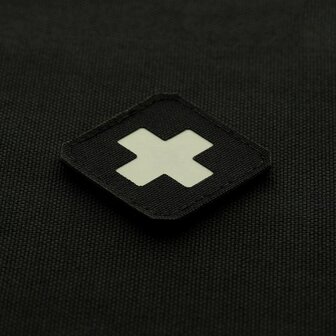 M-Tac Patch Medic Cross Laser Cut, 45 x 45 mm, GID Fluorescerend reflecterend, zwart / wit