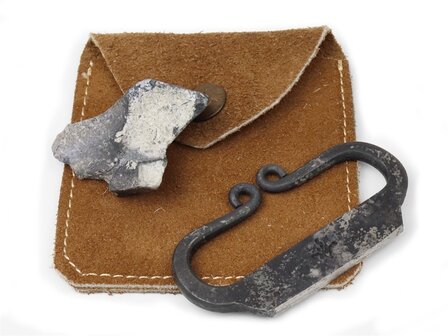 Njord Fire Striker Large mit Tasche