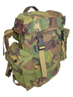 KL landmacht patrol rugzak 35L met zijtassen, woodland DPM