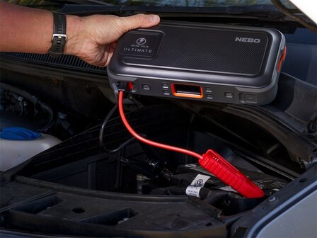 Nebo Ultimate Jump Starter draagbare powerbank  / 240V omvormer, 15.000 mAh