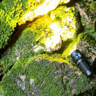 Olight Baton Turbo black compacte verstraler LED zaklamp IPX8, Oplaadbaar 1100mAh