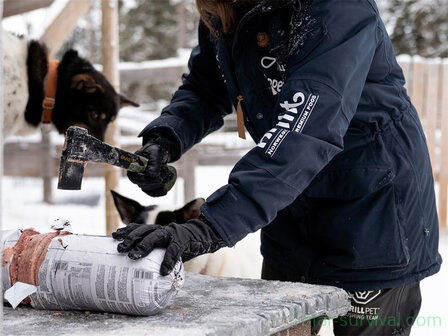 Brusletto Kikut outdoor bijl, 36cm, zwart