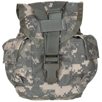 US Veldfles 1QT legergroen met Molle II canteen / general purpose pouch, UCP AT-digital