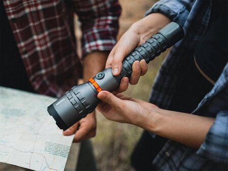 Nebo Davinci 8000 LED Flashlight IPX67, Rechargeable Li-Ion 10000mAh