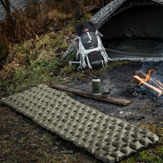 M-Tac aufblasbare Isomatte 195x60 cm, oliv gr&uuml;n