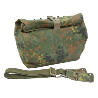 Bundeswehr Field Pack (Haversack) Gasmaskentasche, Flecktarn