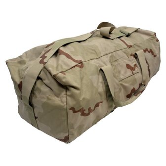 Sac de transport de l'arm&eacute;e n&eacute;erlandaise avec bandouli&egrave;re, grande, 90L, DCU desert camo