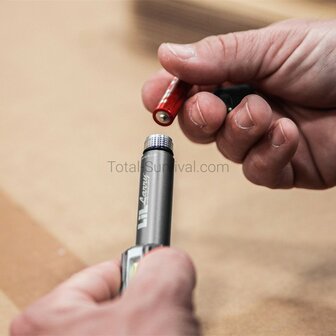 Nebo lampe torche stylo LED Lil Larry IPX4