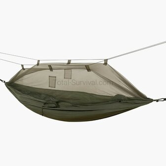 Highlander Crusader hammock with tarp and mosquito net