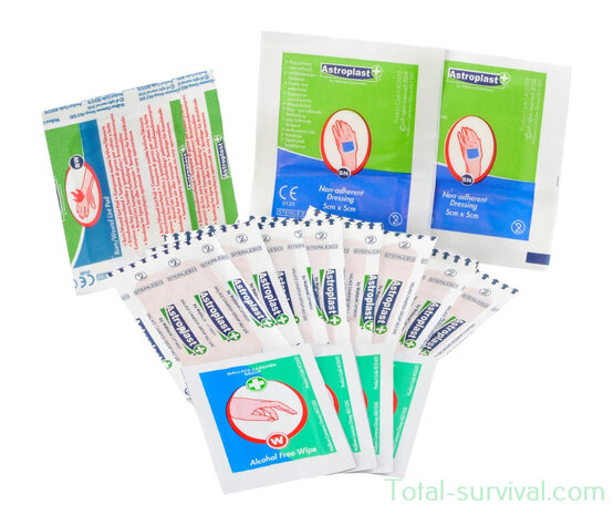 Care Plus First Aid Kit – Light Traveller