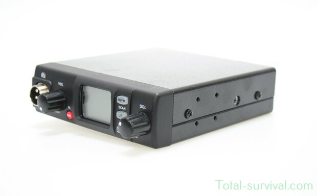 TTI TCB-881N Émetteur-récepteur CB multicanaux compact AM/FM 12/24 volts