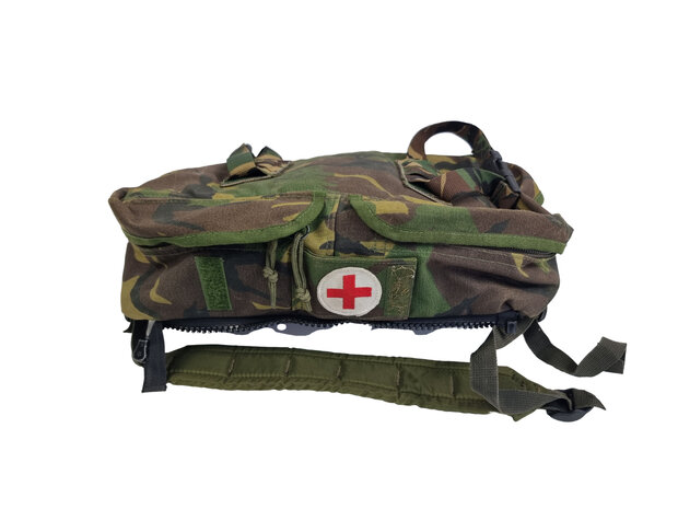 Medizinische Seitentasche der niederländischen Armee 15L modular mit Fächern, Woodland DPM