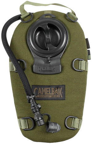 CAMELBAK Trinkrucksack „Hotshot“ 2L inkl. Trinkblase, große Kappe, oliv grün
