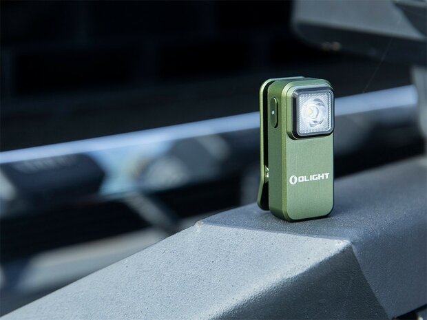 Olight Oclip mini Akku LED Taschenlampe / Arbeitslicht, oliv grün