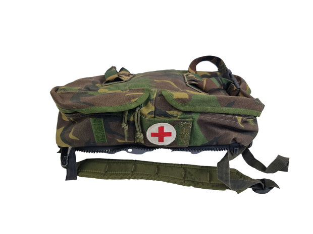 Medizinische Seitentasche der niederländischen Armee 15L modular mit Fächern, Version 1, Woodland DPM