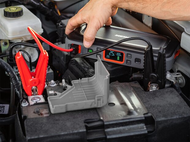 Nebo Assist Air Jump Starter draagbare powerbank 26.000 mAh