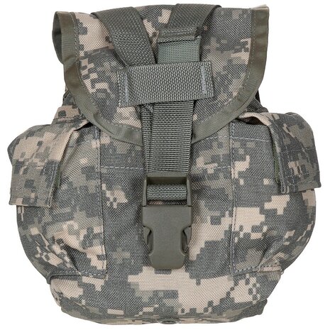 US Veldfles 1QT legergroen met Molle II canteen / general purpose pouch, UCP AT-digital
