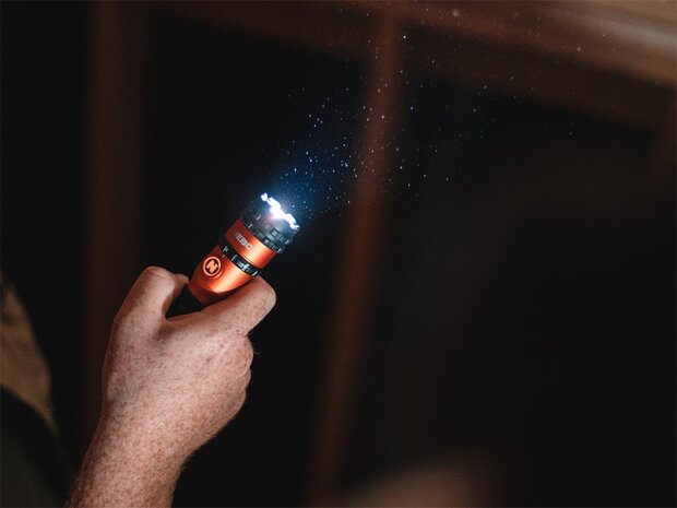 Nebo Master Series FL1500 LED flashlight, IPX67, Li-Ion 18650 2600mAh