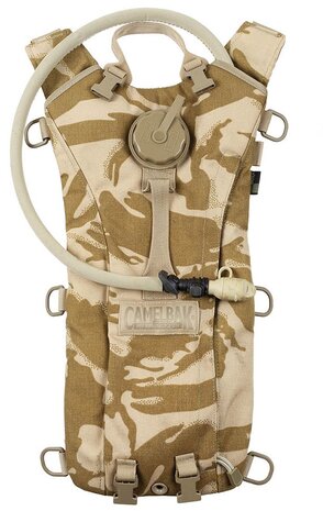 Syst&egrave;me d'hydratation britannique CAMELBAK 3L incl. vessie, d&eacute;sert DPM