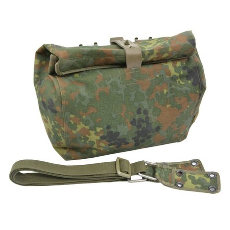 Bundeswehr Field Pack (Haversack) Gasmaskentasche, Flecktarn