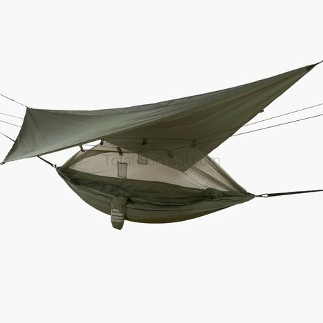 Highlander Crusader hammock with tarp and mosquito net