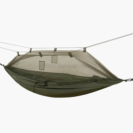 Highlander Crusader hammock with tarp and mosquito net