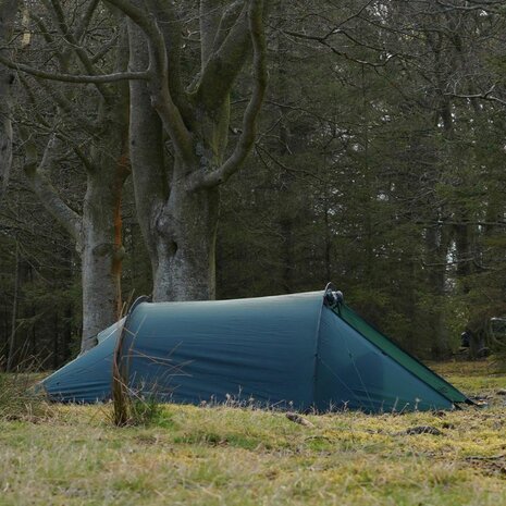 Highlander Blackthorn 2 Gen II tent with groundsheet, 2-person, Scarab Green