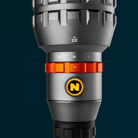 Nebo Davinci 18000 LED zaklamp IPX67 Oplaadbaar