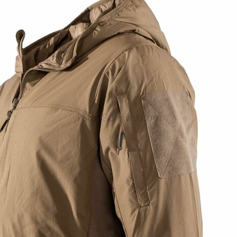 AB lichtgewicht isolatiejas Level 4 ECWCS met PrimaLoft&reg; met capuchon, Coyote tan