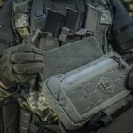 M-Tac Unterbauchschutz für ballistische Einsätze mit Molle Tasche, Ranger grün