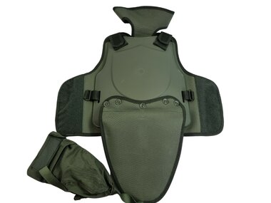 French Riot Gear torso / crotch protectors hardshell level 2 BS7971-4:2001, front + toque