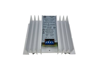 Zetagi R5 DC voltage regulator 18-30V   13.8V DC max 5A