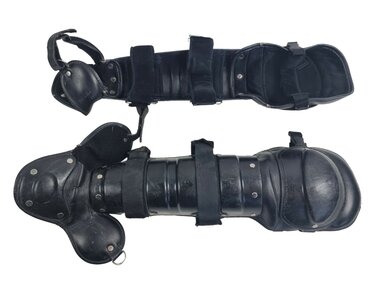 MLA Riot Gear shin and knee pads hardshell level 2 BS7971-4:2001