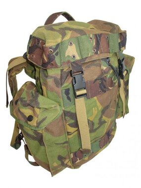 Patrouillenrucksack der Niederländischen Armee, 35 l, mit Seitentaschen, Woodland DPM